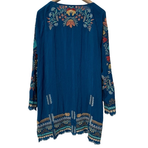 JOHNNY WAS | C28221-9 Heavily Embroidered Cupra Rayon Floral Tunic Top - Picture 4 of 10
